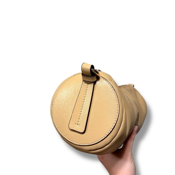 Manu Atlier Cylinder Chic Tan Leather Barrel Bag - Picture 3 of 9